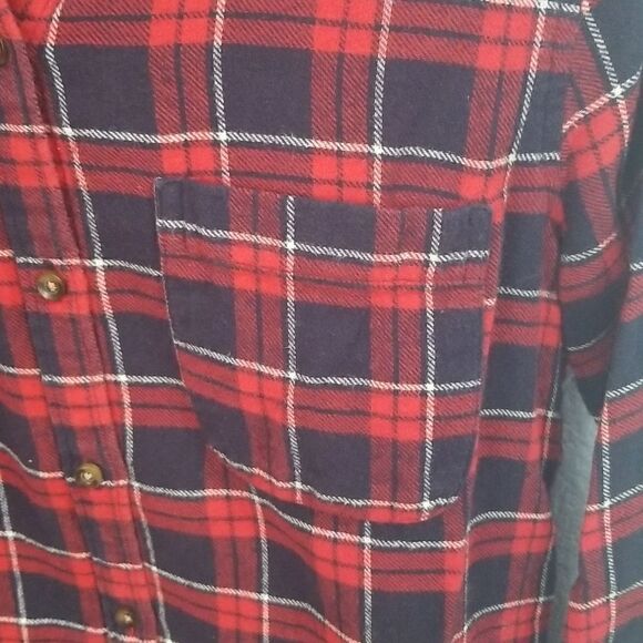 Hollister flannel button up shirt - Picture 2 of 5